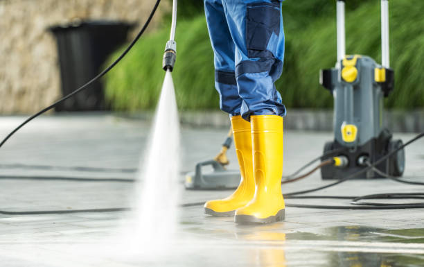 Best Sidewalk Pressure Washing  in Bohners Lake, WI